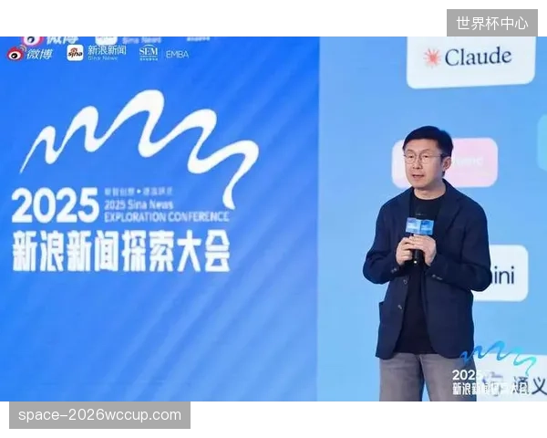 当AI战术分析的权重越来越高，主教练的“临场直觉”和“精神领袖”角色是否还有价值？